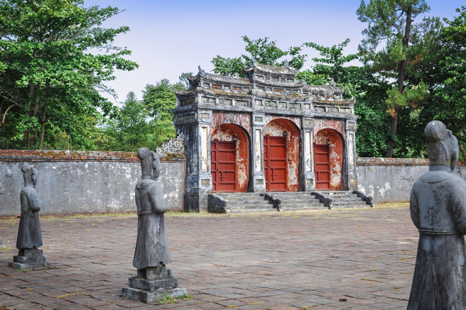 隋文帝杨坚和独孤皇后感情深厚，过世后却「同墓异穴」，大陆歷史教授于赓哲解释，只是在延续前朝的墓葬仪式。(示意图/达志影像)