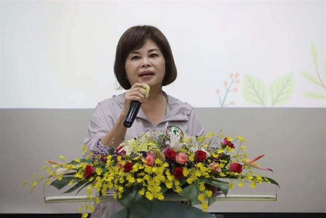 农业部林业及自然保育署嘉义分署为均衡区域资源，新设「关子岭工作站」，今台南市立委赖惠员也到场参与揭牌。（吕妍庭摄）