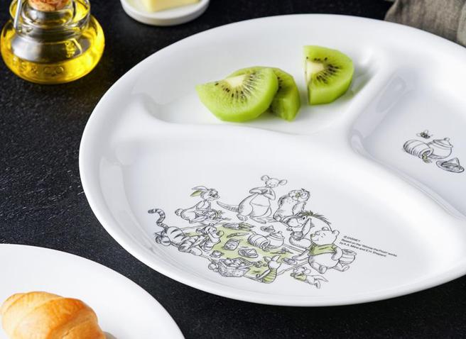 餐具業再打IP牌，療癒吸客期帶動業績雙位數成長。（圖／康寧餐具提供）