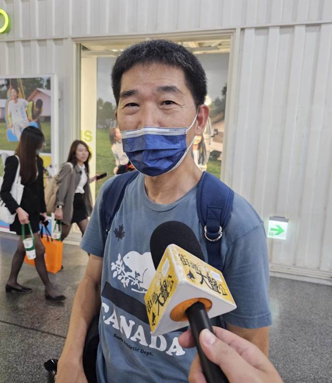 洪先生表示，「死囚该受到最严厉处至，得到报应才对」。（游定刚拍摄）