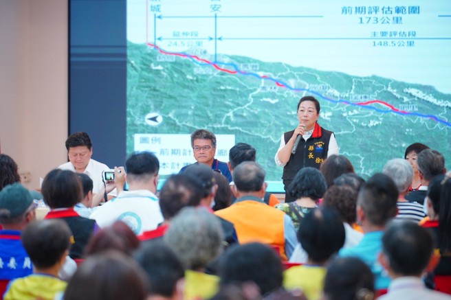 徐榛蔚表示，对于民眾所提的意见，相信公路总局会专业团队评估改善，希望公路总局尽快完成评估、核定、动工并完工。(戴志扬翻摄)