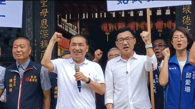 国民党总统参选人侯友宜日前到台中走透透曾透露，自己参选总统，家中小孩都反对。（陈淑娥摄）