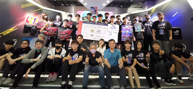「弘光猎鹰」队夺得英雄联盟校园赛冠军，前三强将赴上海参加两岸电竞文化节总决赛。（图／主办方提供）