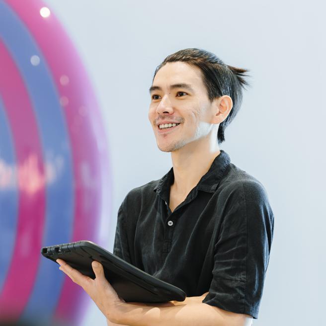 内惟声响实验特别演出《跳一首曲》由卫武营驻地艺术家周书毅编舞（图片来源：高雄市文化局提供）