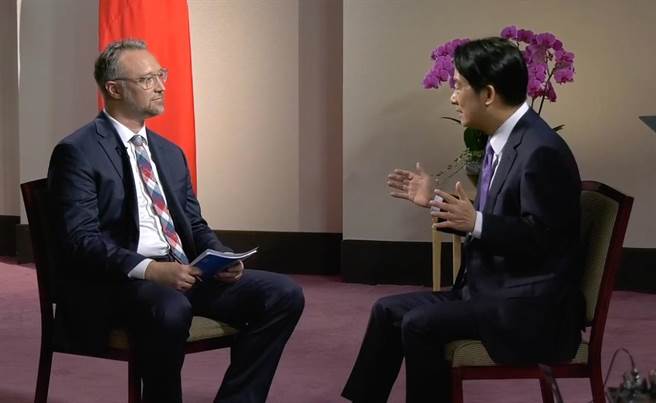 民進黨總統參選人、副總統賴清德近日接受《彭博商業周刊》專訪，訪問今日在《彭博新聞》首播。（賴清德競選辦公室提供）