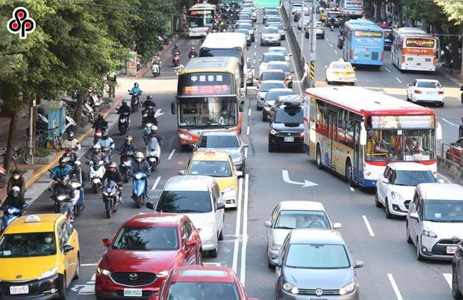 受到订单不顺、库存增加等影响，据劳动部第四季人力需求调查指出，制造业第四季人力净需求为1万6630人、创近12季新低。（报系资料照）