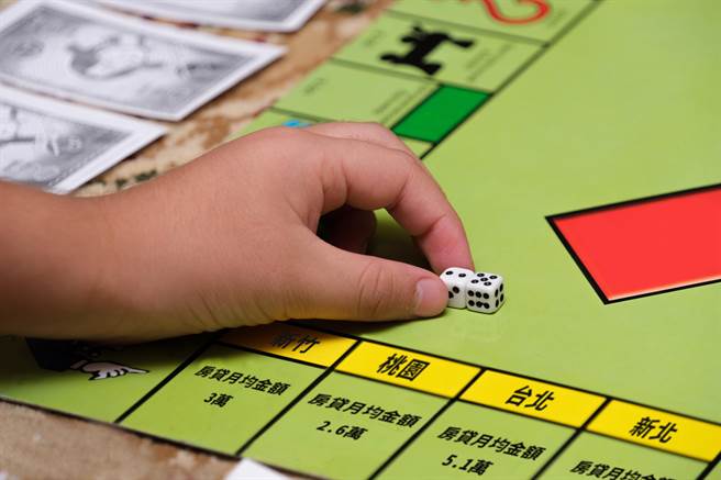 将来银行推出超杀优惠房贷专案，主打「利率一律地板价」、「抽百万元现金」及「全额补贴地政设定规费」三大神级优惠。（将来银提供）