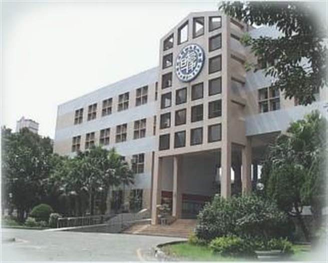 大學分發今天放榜，桃園復旦高中學生表現優異。（校方提供／呂筱蟬桃園傳真）