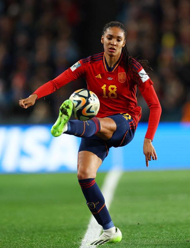 西班牙替補好手帕拉爾盧埃洛連續兩場建功，幫助球隊2比1擊敗瑞典，首次踢進世界盃決賽。(路透／黃邱倫台北傳真)