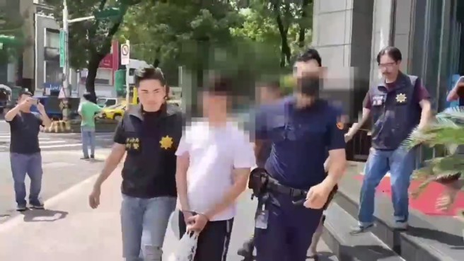 警方分别于北市士林区、新北土城区及新店区、高雄大寮区、鼓山区，缉获黄姓等8名犯嫌到案。（翻摄画面）