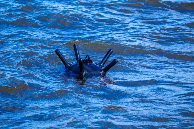 一起在罗马尼亚海边度假胜地科斯蒂内斯蒂（Costinesti）的码头发生了一起游荡水雷爆炸，海军随即出动。（示意图 Shutter Stock）