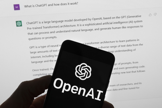 OpenAI所開發的人工智慧聊天機器人ChatGPT持續進步，不少學生藉此取巧。（圖/美聯社）