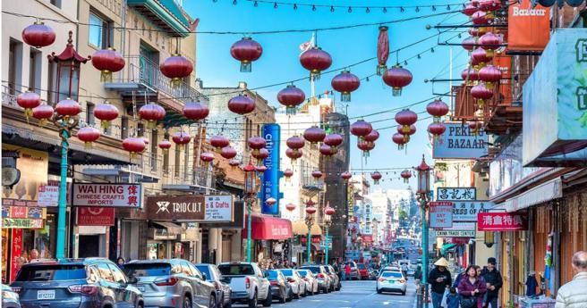 检警发现诈骗集团转进北美，锁定华人行骗。图为美国旧金山唐人街。（图／123RF）