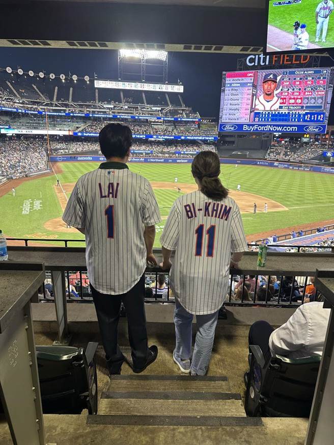 回应赖萧配 赖清德却笑出来。摘自萧美琴脸书