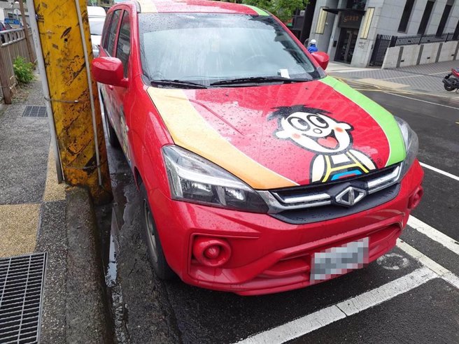 本次结缘品由宜兰食品公司的旺旺专车运送提供。（徐佑升摄）