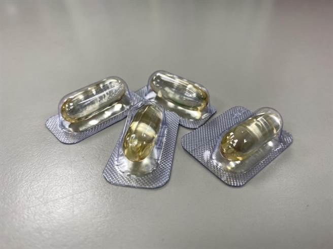 头份市为恭医院心臟内科医师洪培伦呼吁民眾服用高纯度EPA鱼油。（为恭医院提供／谢明俊苗栗传真）