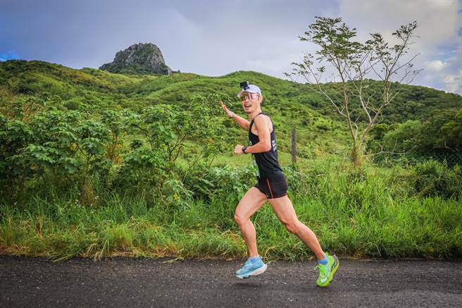 今年垦丁国际马拉松获得「日本航空公司」冠名赞助，将于11月5日登场。（台湾铁人三项提供／谢佳潾屏东传真）