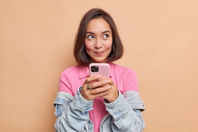 双鱼座、狮子座、牡羊座和水瓶座喜欢被讚美且很容易相信对方，只要被夸奖一句就能开心一整天。(示意图/达志影像)