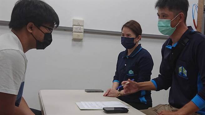 绿能产业求才若渴，劳动部培训「产业新尖兵」12人面试全数录取。（虎尾就业中心提供／张朝欣云林传真）
