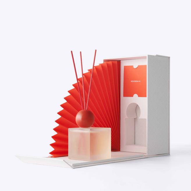 SHANGXIA上下「晨色」精油香氛扩香礼盒，3800 元。（SHANGXIA提供／古明弘台北传真）