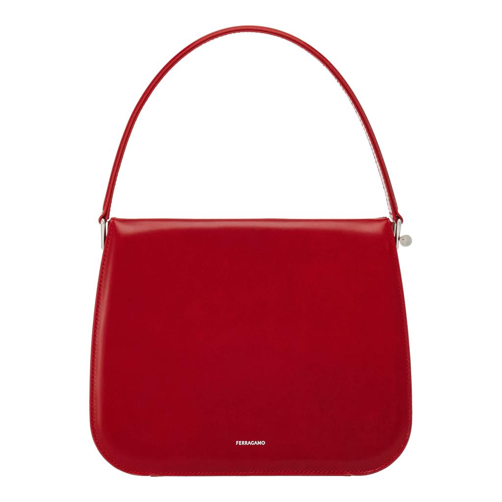 FERRAGAMO紅色NEW FRAME手提包。（FERRAGAMO提供/林欣儀台北傳真）