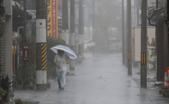 颱風蘭恩轉溫帶低氣壓 日本多地恐遭雨彈侵襲