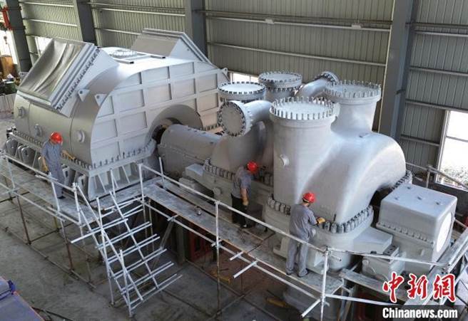 中國大陸研製出國際首台300兆瓦級先進壓縮空氣儲能系統多級高負荷膨脹機。（中國科學院工程熱物理研究所提供）