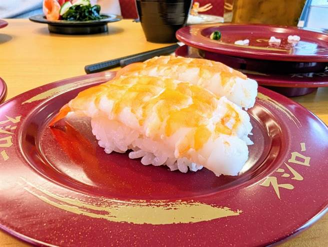 业者强调，优异的食材是该公司最重视的一部分，相信能够吸引基隆消费者的青睐。（张志康摄）