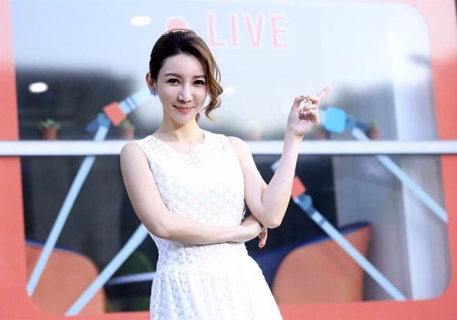 美女主播被爆「折弯邻居车雨刷」遭起诉，亲自回应了。（ 资料照／ETtoday提供）