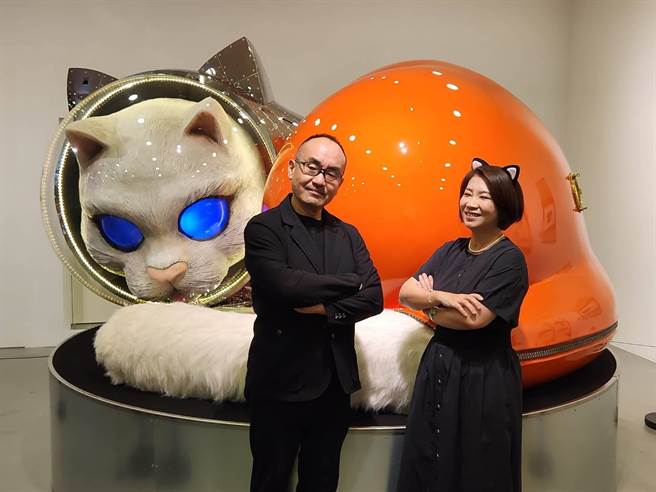 日本当代艺术家矢延宪司首次来台展出，带来被誉为大阪三宝之一的个人代表作「SHIPʼS CAT」系列，19日起在屏东车城海口港看海美术馆登场。（谢佳潾摄）