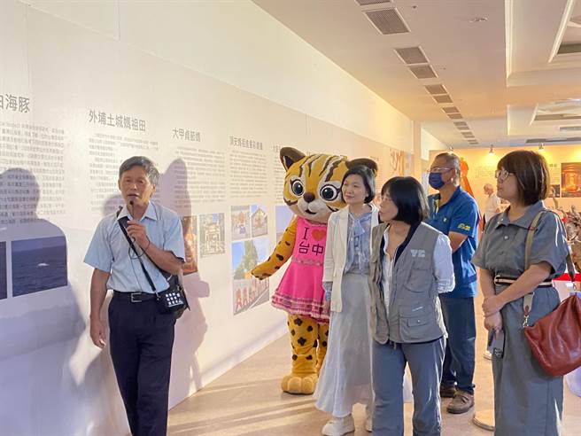 台中市政府觀光旅遊局舉辦的2023台中海線觀光推廣活今天到8月27日在大安港媽祖文化園區開展。（張亦惠攝）