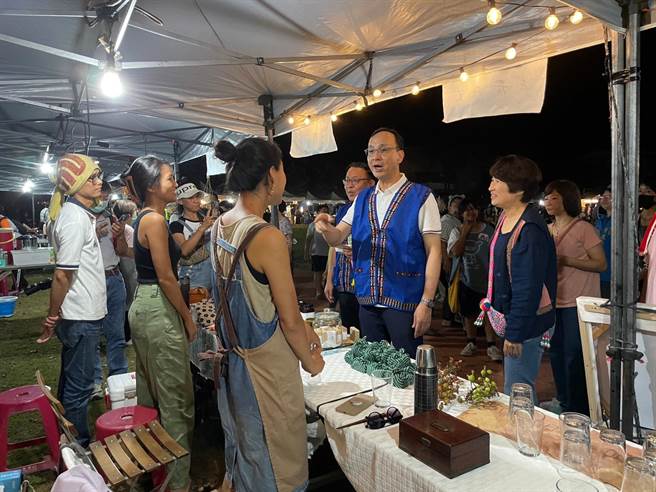 国民党主席朱立伦19日受邀参加台东关山原来不简单生活节。（蔡旻妤摄）