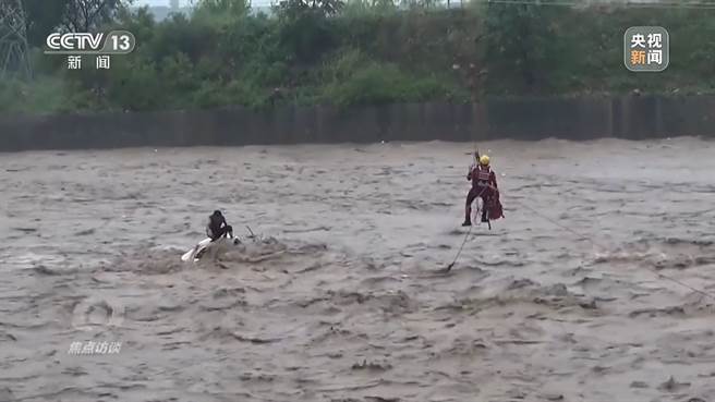 再撥44億元，大陸防汛救災資金已達426億元。（大陸央視資料照）