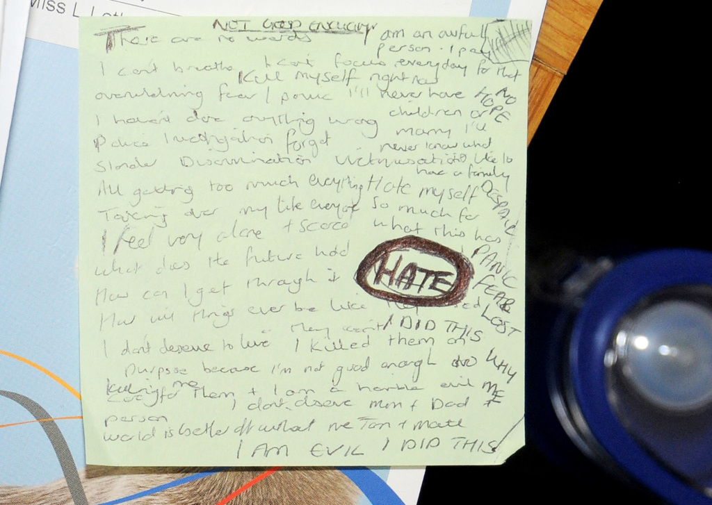 英国警方在莱比家中搜出手写字条，上头大大写着「恨」字，提到自己杀害婴儿是因为「不够好到照顾他们」。（图／路透社）(photo:ChinaTimes)