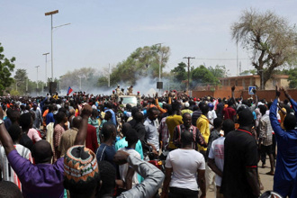 時論廣場》從尼日軍事政變看大國在西非的角力（嚴震生）