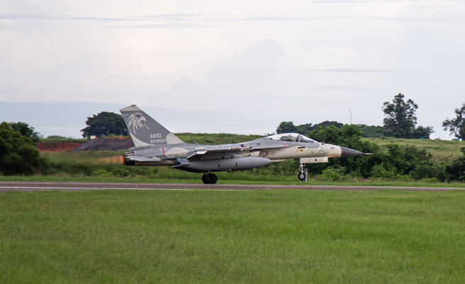 IDF战机起飞。（军闻社提供）
