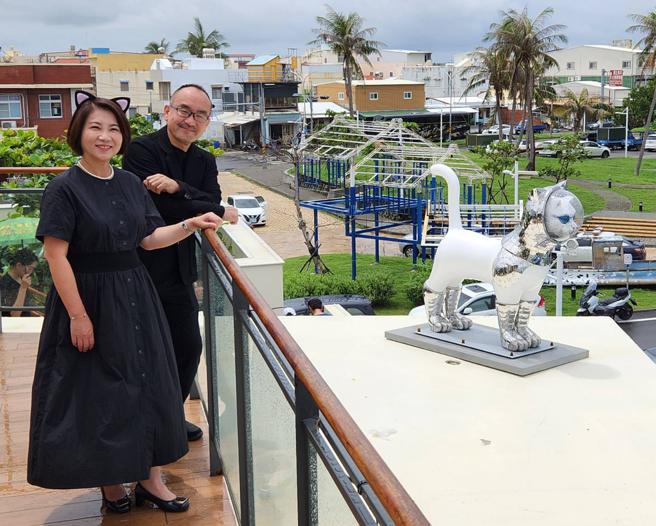 县长周春米欢迎全国民眾把握机会来欣赏享誉国际的艺术大师矢延宪司作品。（图片来源：屏东县政府提供）