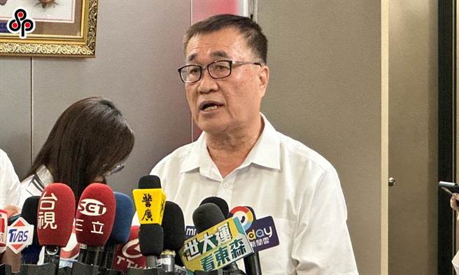 台北市自5月以来已出现4个天坑，副市长李四川表示，与极端气候温室效应有关，只能靠基础建设减灾。（本报资料照片）