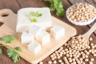 吃豆腐防骨鬆又護心 搭配這些食物反害健康