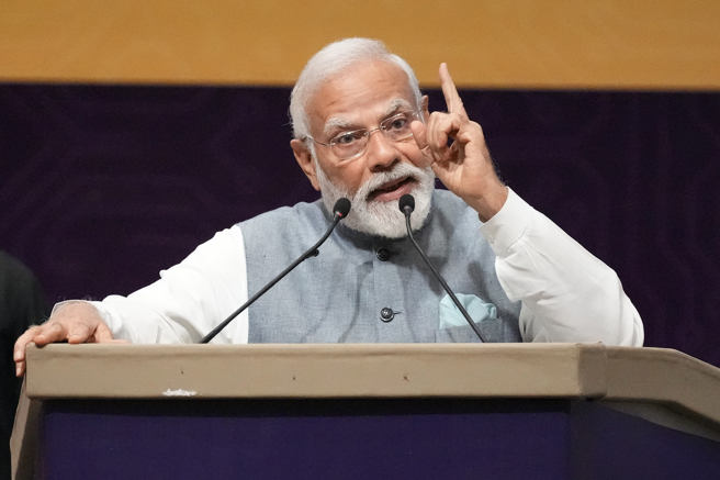 继中国对镓、锗相关金属材料实施出口管制之后，印度政府也考虑禁止锂、铍、铌、钽等4种稀有金属出口。（图/ 美联社）