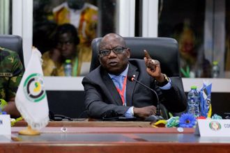尼日軍方提3年內恢復民主 西非集團拒絕