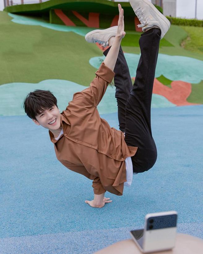 街舞经歷丰富的人气KOL许凯皓担任决赛当天嘉宾。（图片来源：高雄市青年局提供）斗国际街舞大赛」决赛名单出炉  9/2决战海音馆