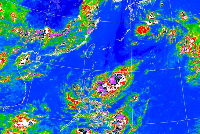 氣象粉專提醒，周末至下周南海到菲律賓東方海面將轉為低壓帶，是颱風生成發展的大溫床。（中央氣象局提供）