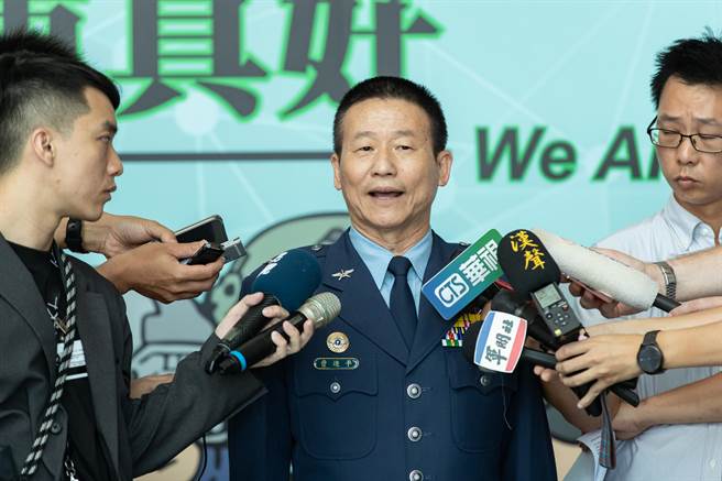 曹进平强调，国防部会协助寻找适合款源支付，预计2025年可以全部付款完毕。（国防部提供）