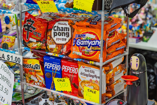 全球泡麵销售统计出炉，大陆及香港消耗量最高。（示意图／shutterstock）