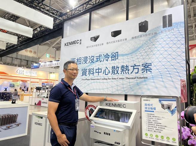 广运展出物流智慧制造、散热产品。图中为执行长谢明凯。（图／广运提供）