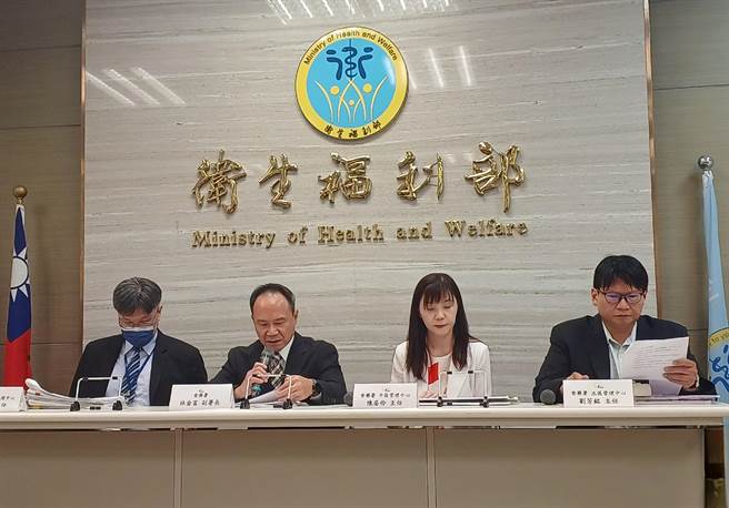 大台北果菜市場知名攤商疑似「掛羊肉賣豬肉」，食藥署今天表示，如有發現標示不實，可處4到400萬元罰鍰。（王家瑜攝）