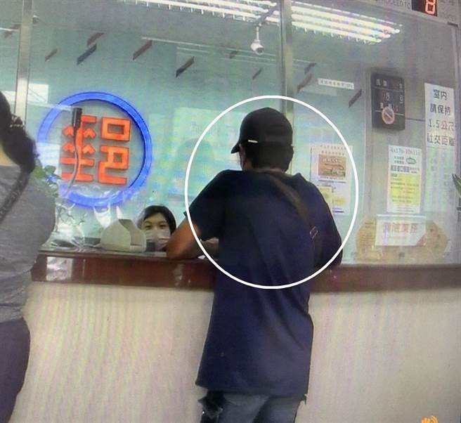 男子落入愛情陷阱，差點遭詐騙上當。(警方提供)