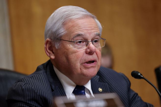 美国联邦参议院外委会主席梅南德兹（Bob Menendez）。(图/ 路透社)