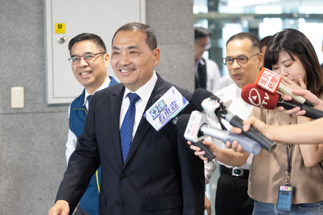 国民党总统参选人侯友宜目前规划将在9月14日出发，展开8天访美行程。图为侯24日出席新北市绩优宗教团体表扬大会。（陈信翰摄）